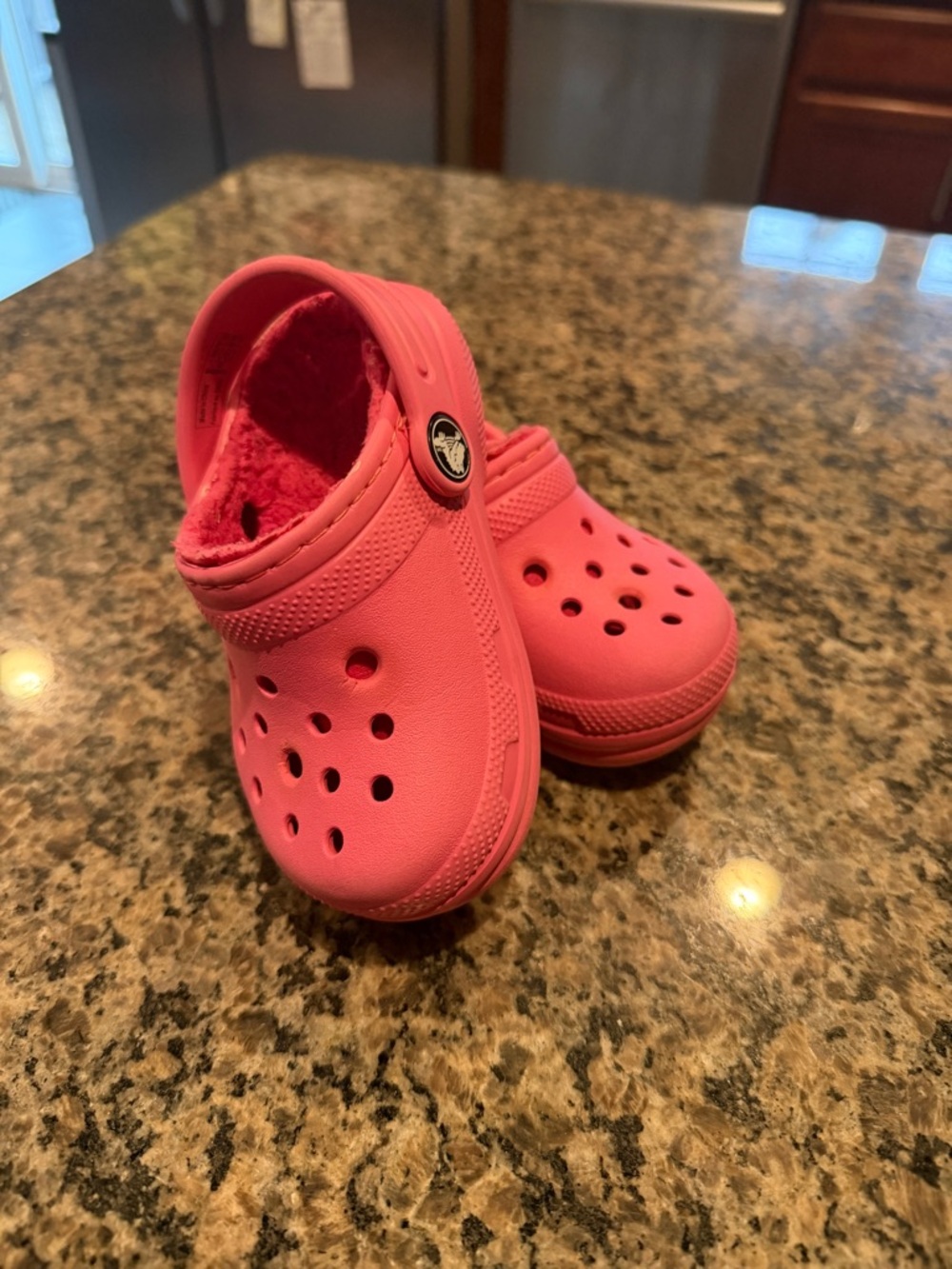 CROCS Kids Pink Fuzzy Lined Clogs with Heel Strap